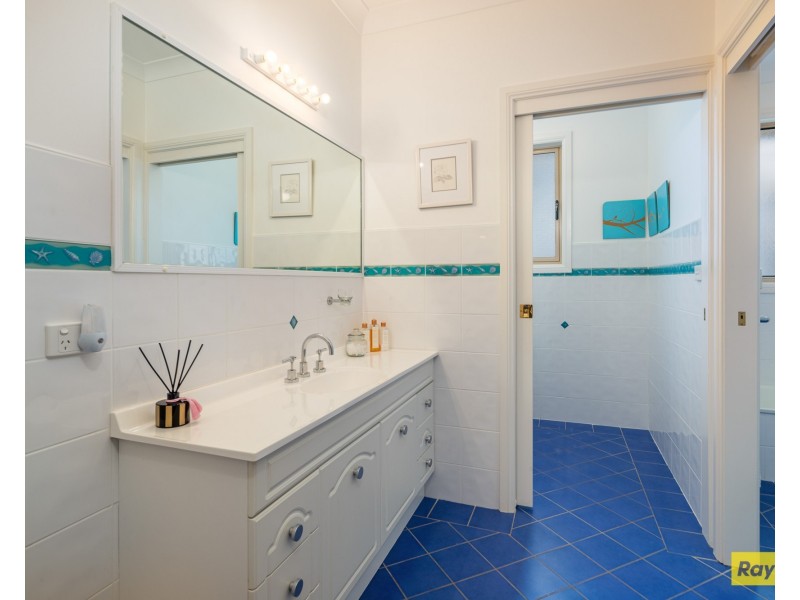 62 Yarragee Road, Moruya NSW 2537