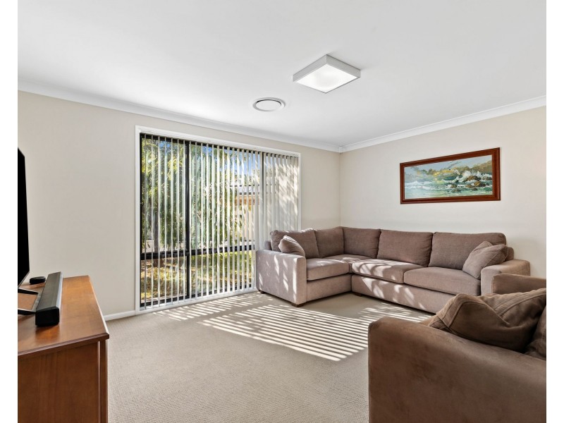 5 Marcelle Close, Broulee NSW 2537