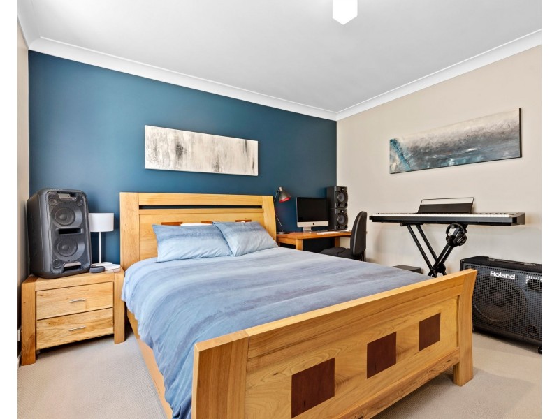 5 Marcelle Close, Broulee NSW 2537