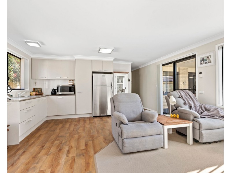 5 Marcelle Close, Broulee NSW 2537