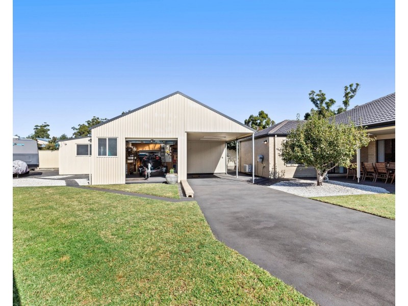 5 Marcelle Close, Broulee NSW 2537