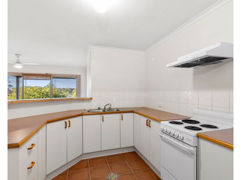 8/15 Eric Fenning Drive, Surf Beach NSW 2536