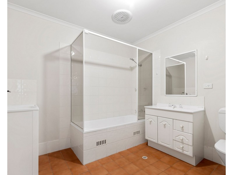 8/15 Eric Fenning Drive, Surf Beach NSW 2536