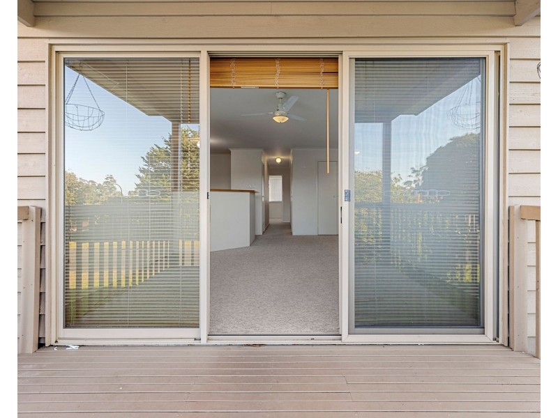 8/15 Eric Fenning Drive, Surf Beach NSW 2536