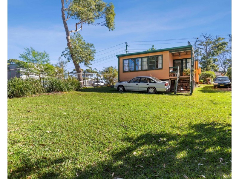 12 Sunrise Road, Mossy Point NSW 2537