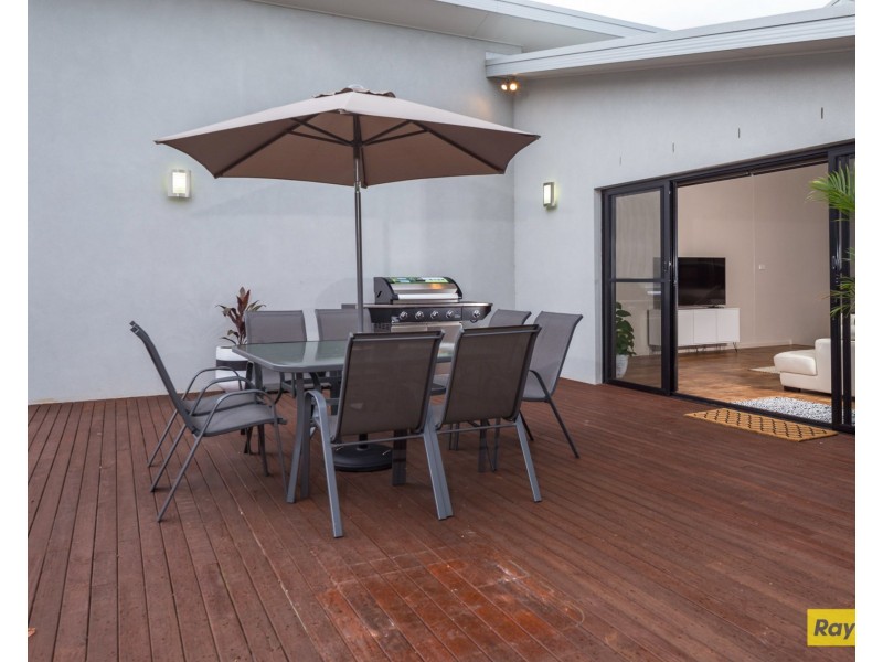 60 Courtenay Crescent, Long Beach NSW 2536