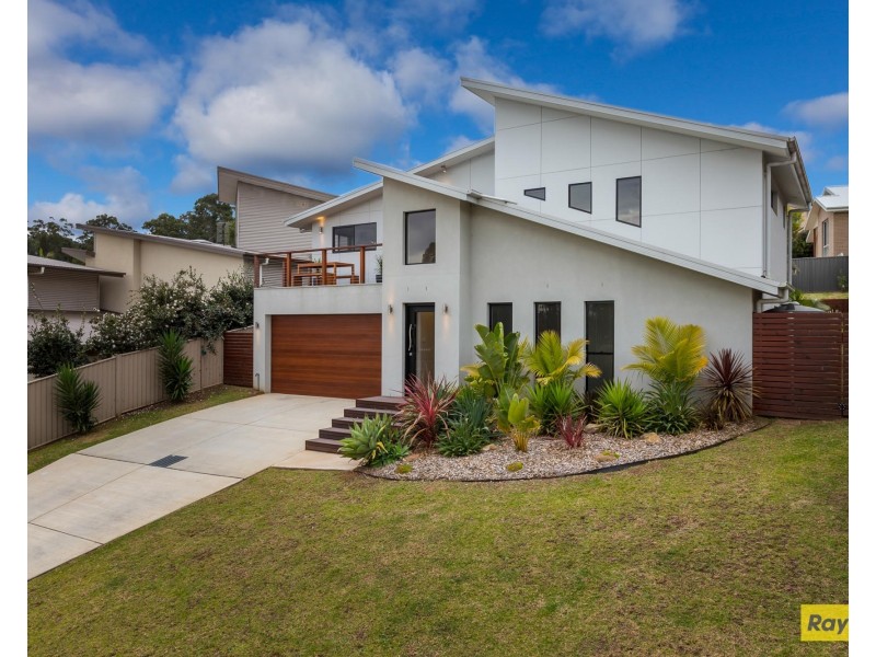 60 Courtenay Crescent, Long Beach NSW 2536