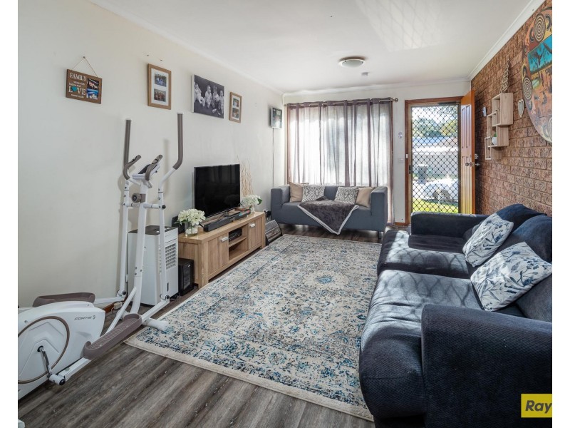 2/1 Drinnan Close, Surf Beach NSW 2536
