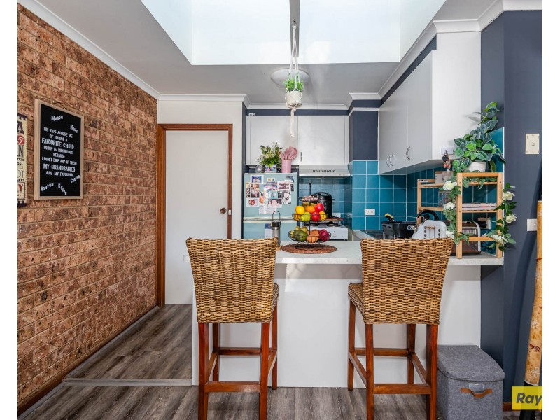2/1 Drinnan Close, Surf Beach NSW 2536