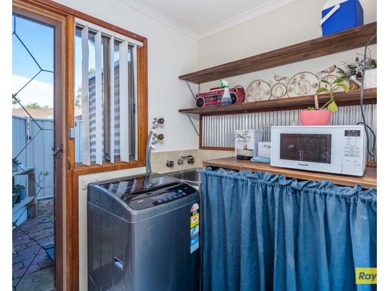 2/1 Drinnan Close, Surf Beach NSW 2536