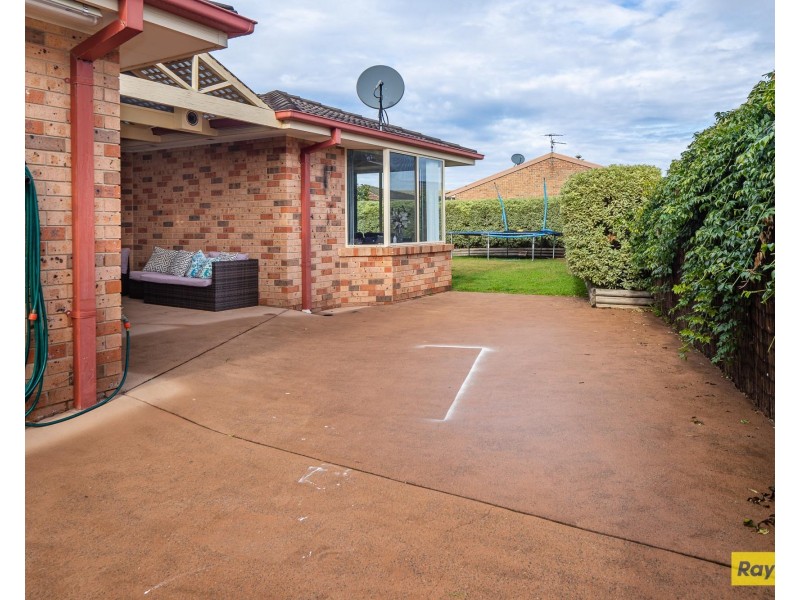 64 Maloneys Drive, Maloneys Beach NSW 2536