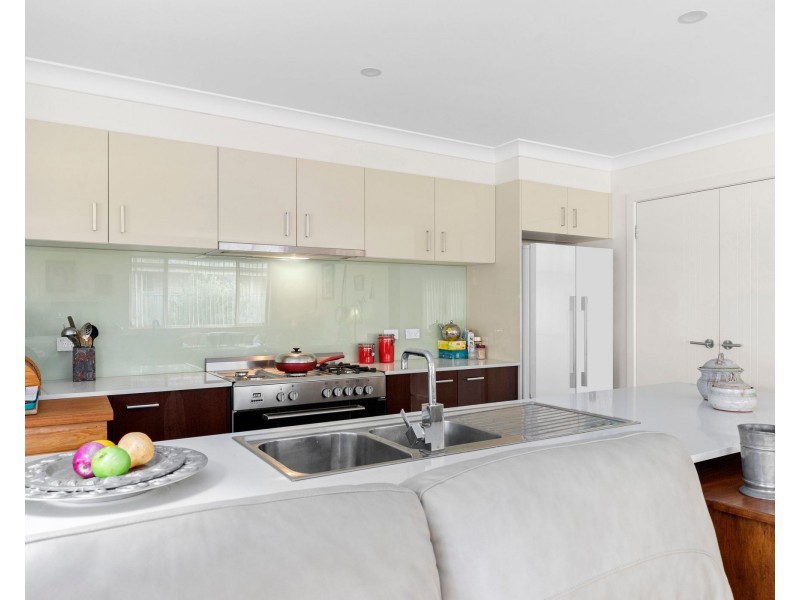 28 Red Hill Parade, Tomakin NSW 2537