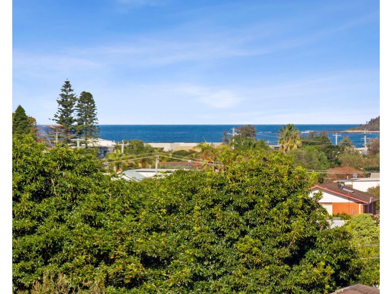 4 Forest Parade, Tomakin NSW 2537