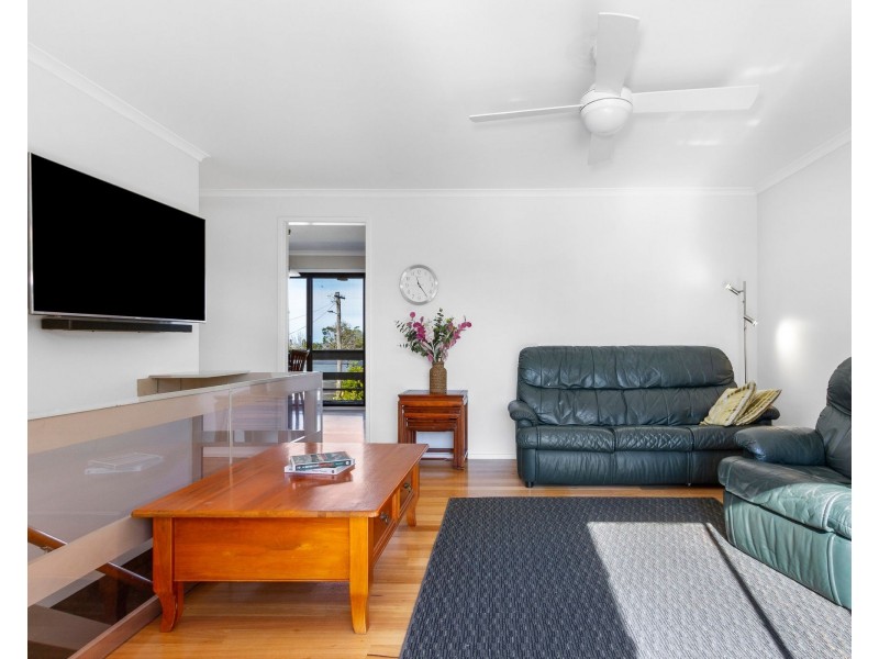 4 Forest Parade, Tomakin NSW 2537