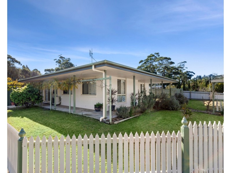 6 Boulder Place, Broulee NSW 2537