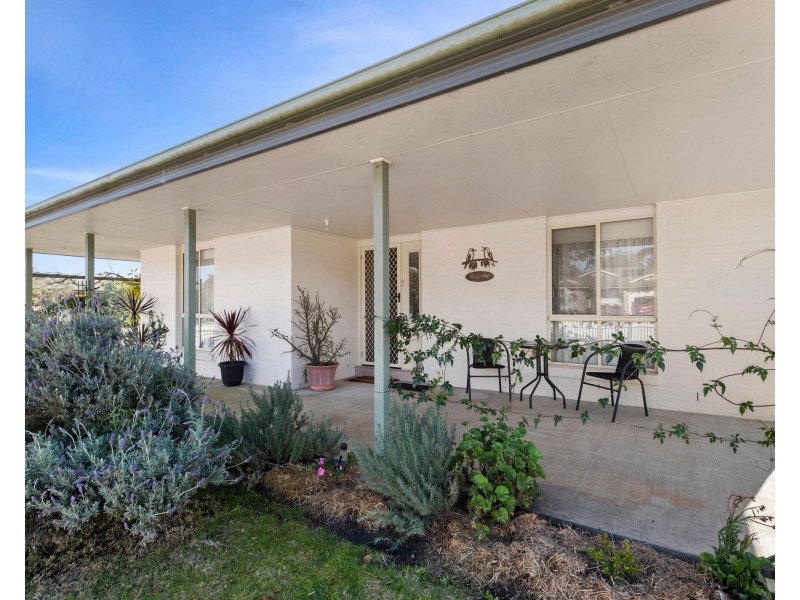 6 Boulder Place, Broulee NSW 2537
