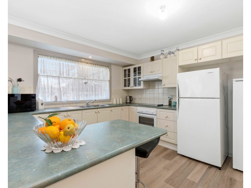 6 Boulder Place, Broulee NSW 2537