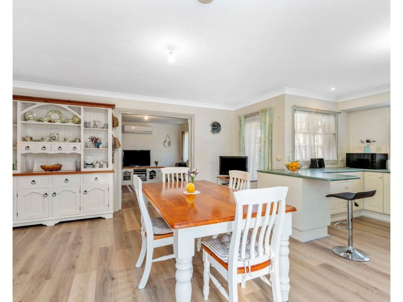 6 Boulder Place, Broulee NSW 2537