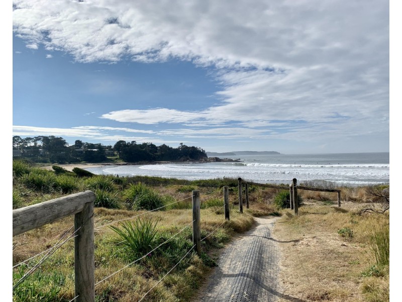 4 Train Street, Broulee NSW 2537