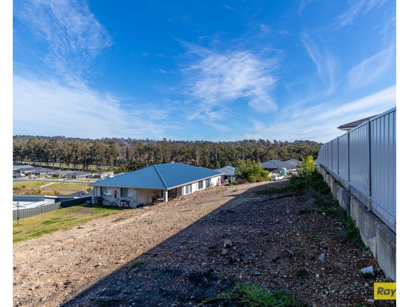 6 Jardine Road, Sunshine Bay NSW 2536