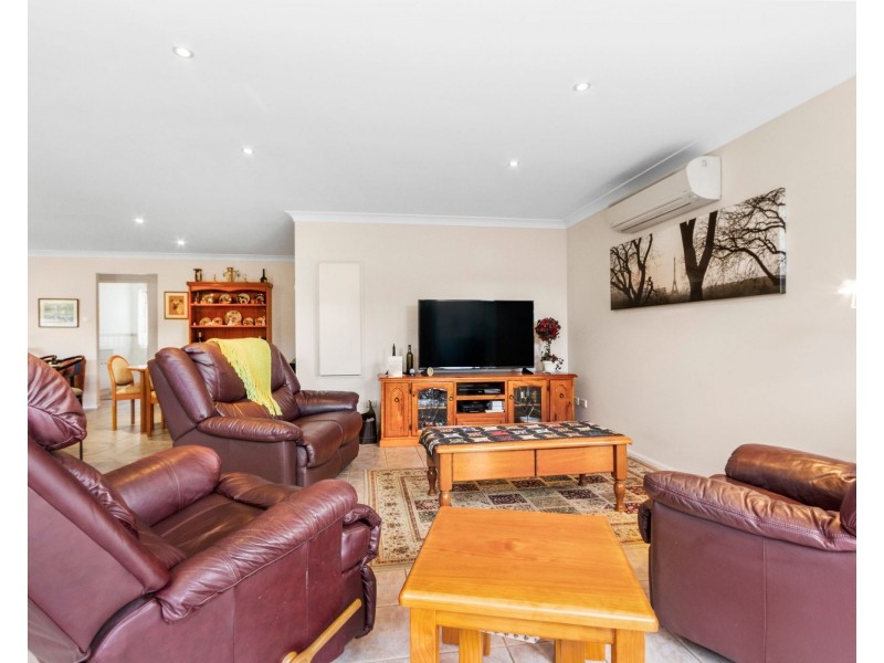 30 Zanthus Drive, Broulee NSW 2537