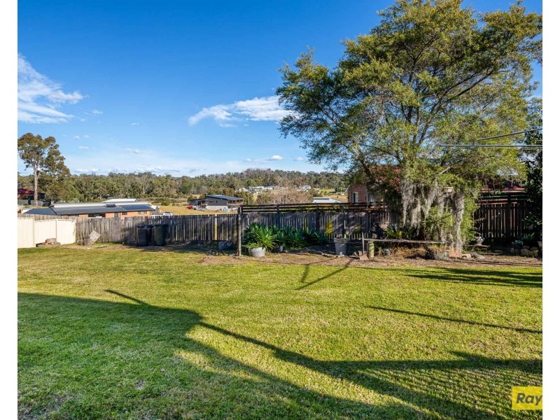15 Hawdon Street, Moruya NSW 2537