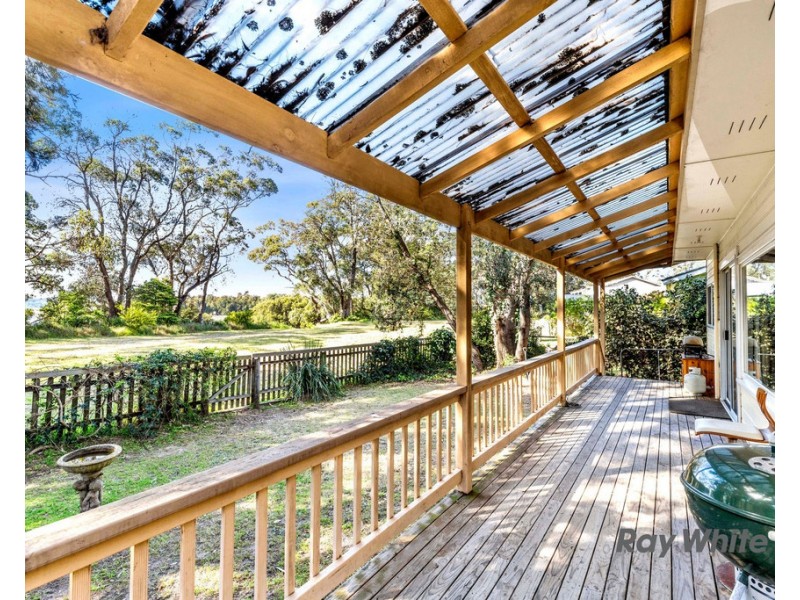 233 Annetts Parade, Mossy Point NSW 2537
