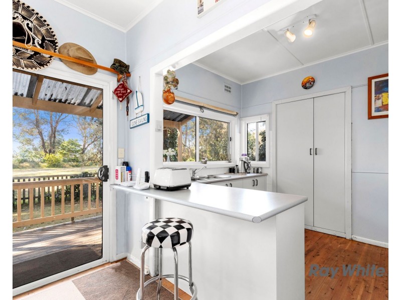 233 Annetts Parade, Mossy Point NSW 2537