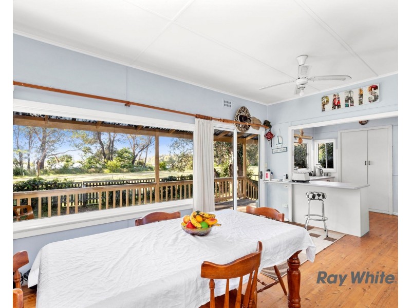 233 Annetts Parade, Mossy Point NSW 2537