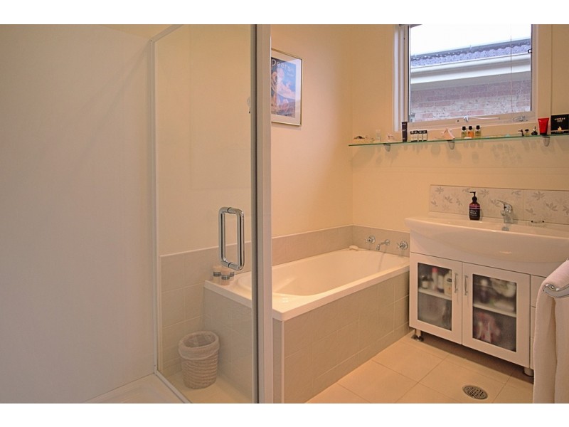 1 Vista Avenue, Catalina NSW 2536