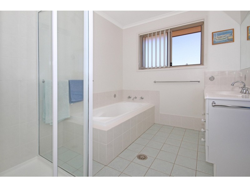 31 Ocean Avenue, Surf Beach NSW 2536