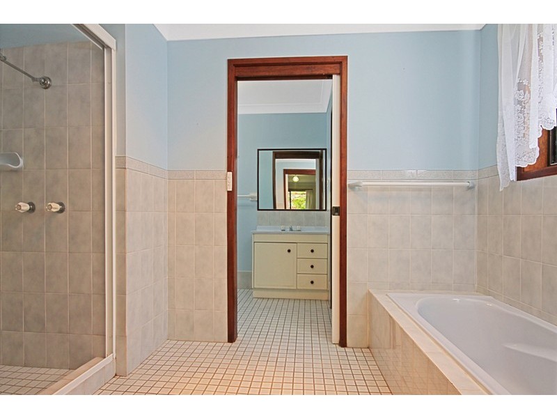 4 Blaxland Court, Sunshine Bay NSW 2536