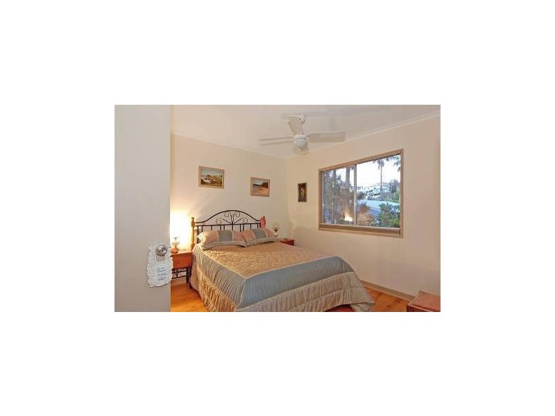 16 Tallawang Avenue, Malua Bay NSW 2536