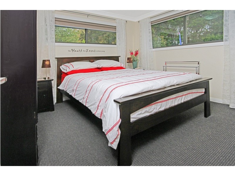 45 Broomfield Crescent, Long Beach NSW 2536