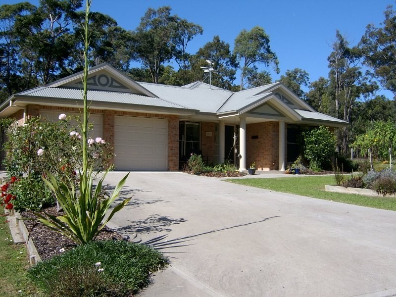 7 Conrad Drive, Moruya NSW 2537