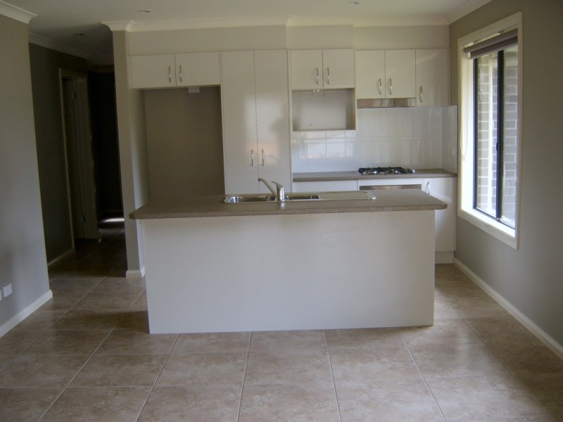 4 Bowerbird Place, Malua Bay NSW 2536