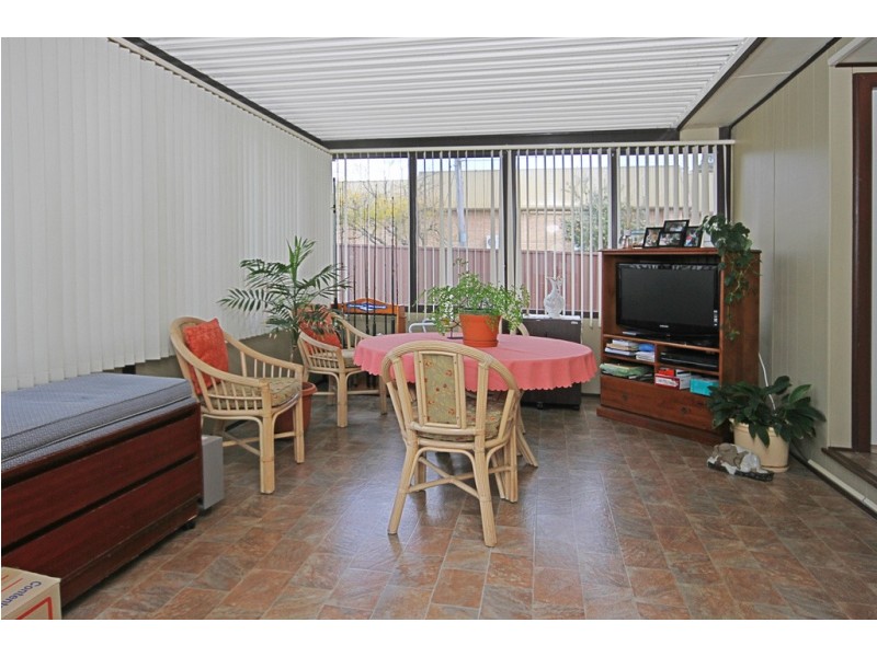 2 Dolphin Avenue, Batemans Bay NSW 2536