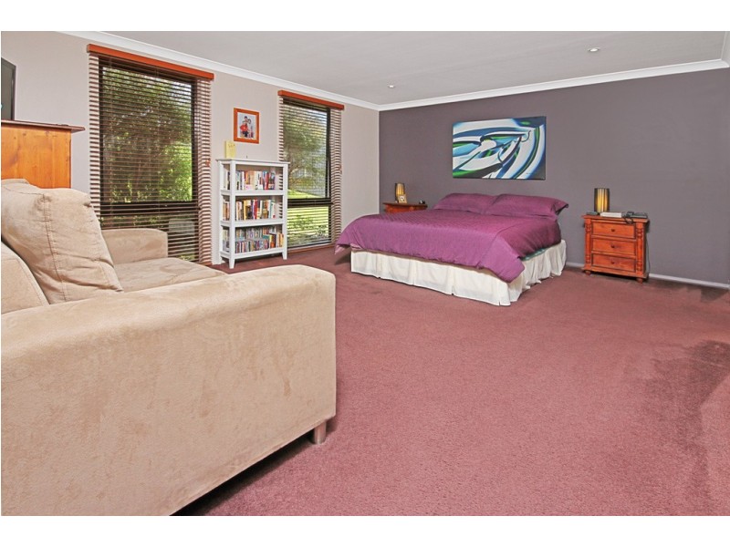28 Renee Crescent, Moruya Heads NSW 2537