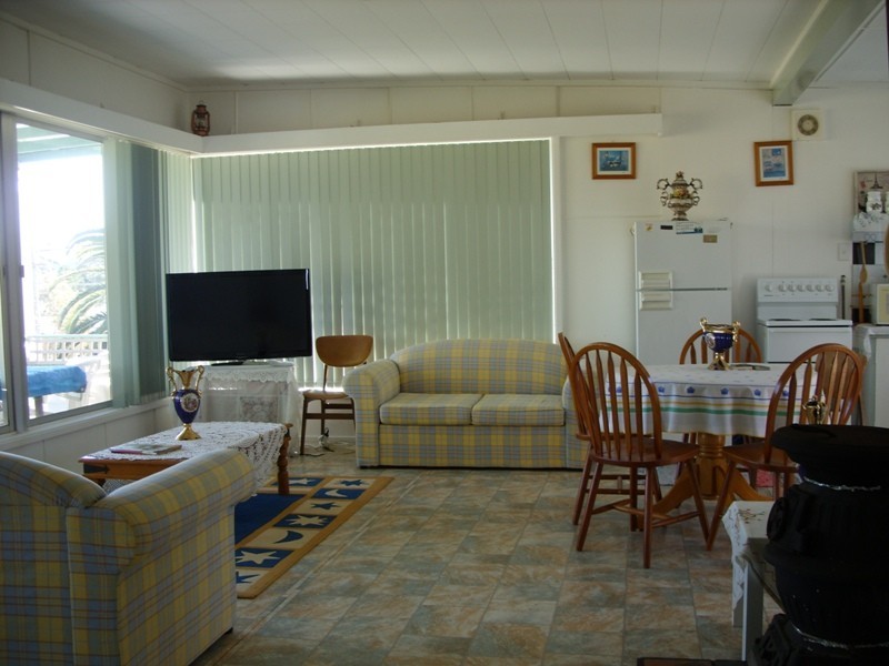 4 Fauna Avenue, Long Beach NSW 2536