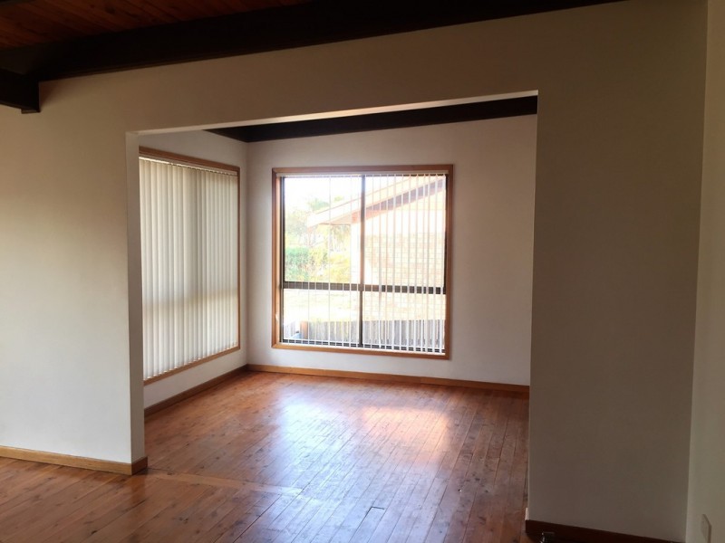 12 Heffernan Place, Moruya NSW 2537