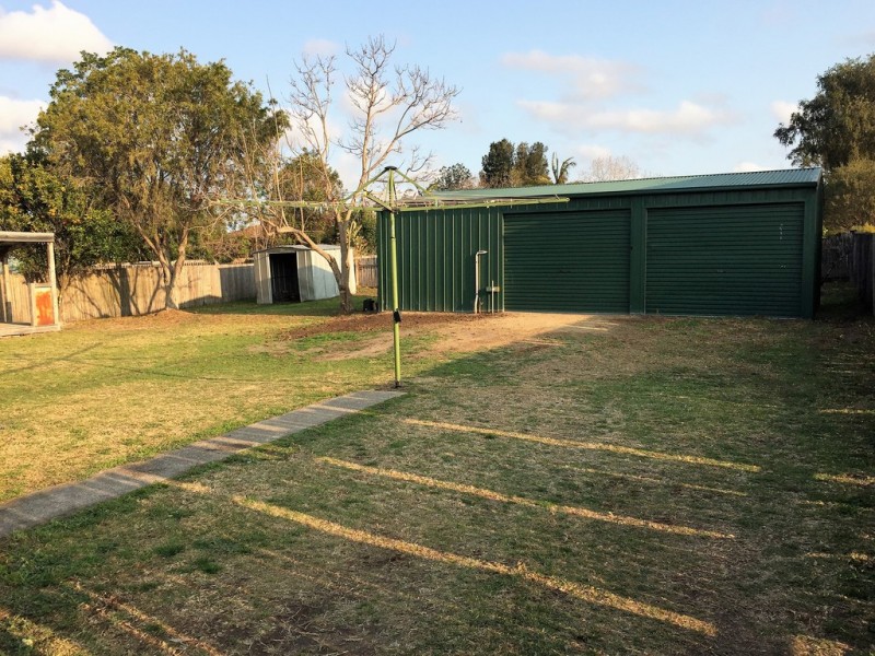 12 Heffernan Place, Moruya NSW 2537