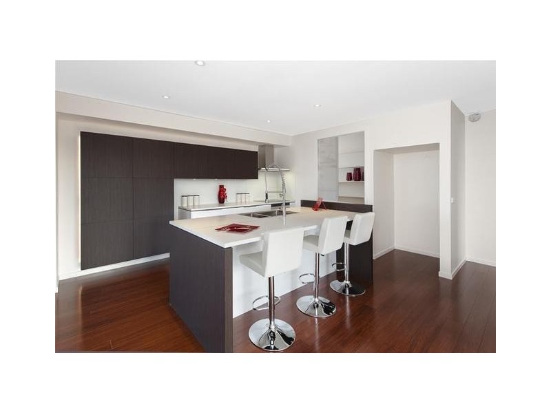 21 Hilltop Crescent, Surf Beach NSW 2536