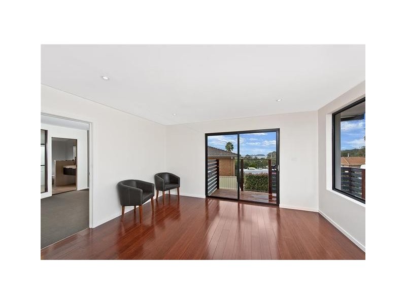 21 Hilltop Crescent, Surf Beach NSW 2536