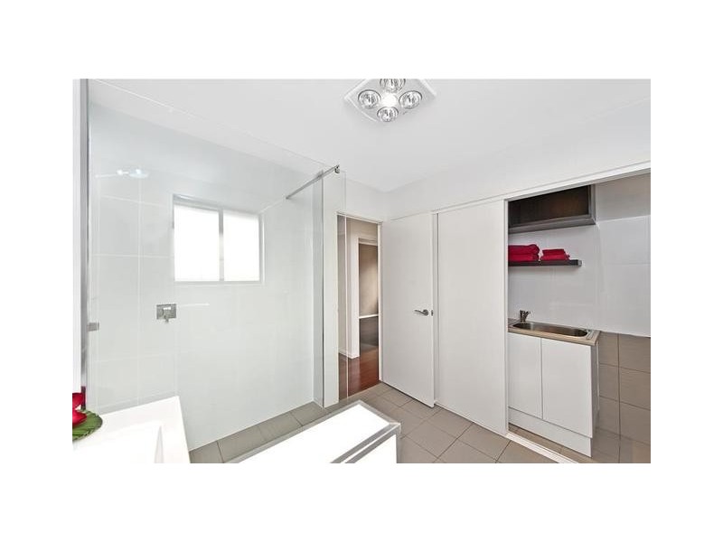 21 Hilltop Crescent, Surf Beach NSW 2536