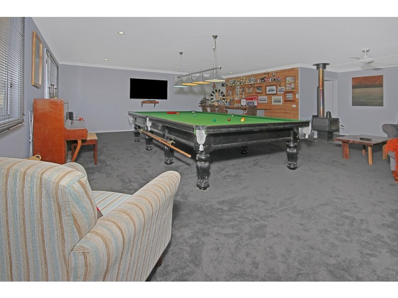 96 Cors Parade, North Batemans Bay NSW 2536