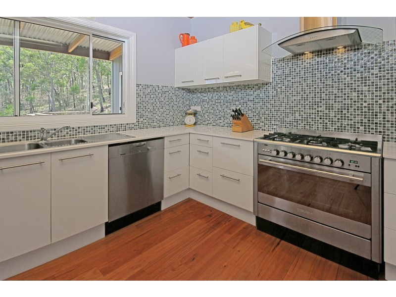 96 Cors Parade, North Batemans Bay NSW 2536