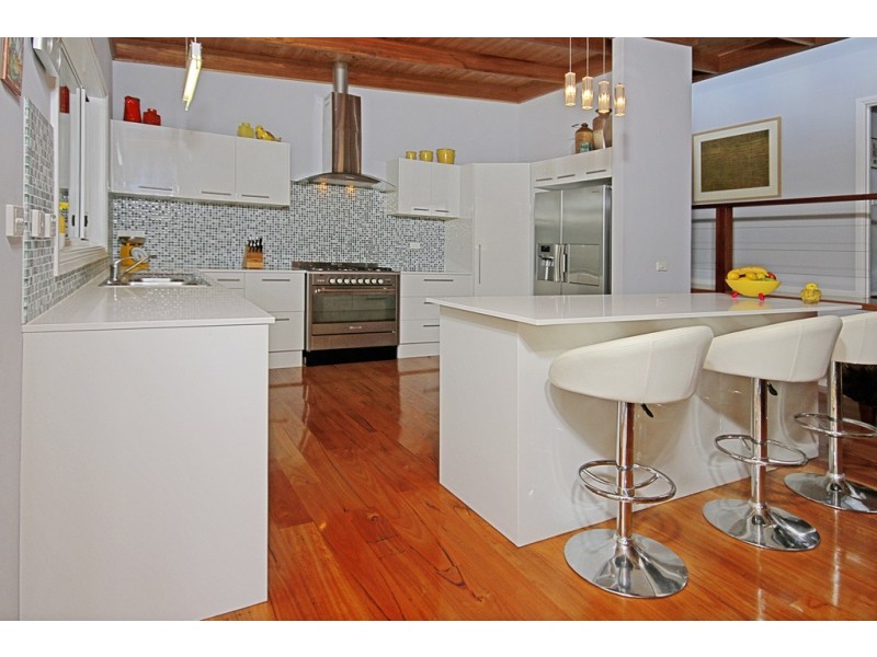 96 Cors Parade, North Batemans Bay NSW 2536