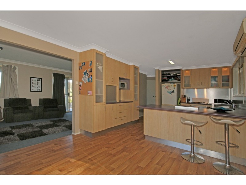 12 Berry Place, Surf Beach NSW 2536