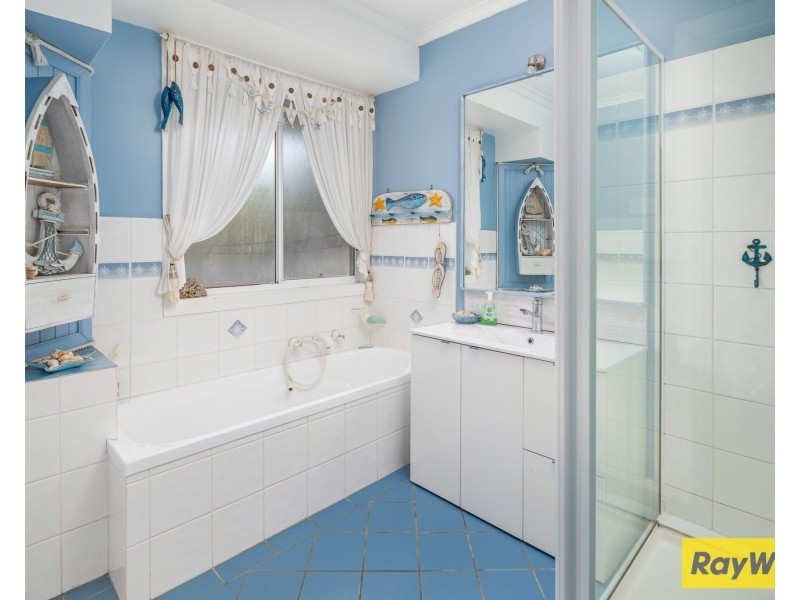 16 Burri Palm Way, Surfside NSW 2536