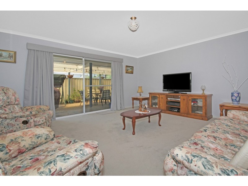 17 Zanthus Drive, Broulee NSW 2537